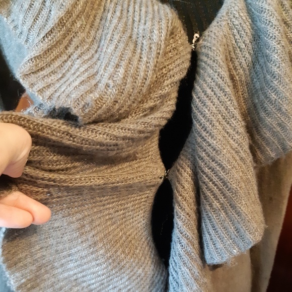 Slonl Taupe Cashmere Blend Sweater Size Medium - Picture 2 of 8